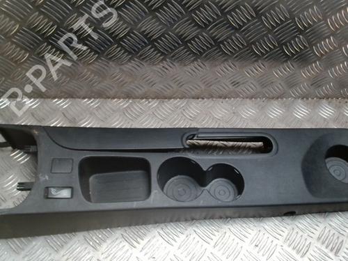 middle-console-renault-clio-iv-bh_-2012-2013-2014-2015-2016-2017-2018-2019-2020-2021-37021165 main image