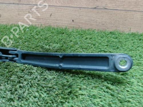 Używane Ramię wycieraczki przedniej szyby RENAULT CLIO IV (BH_) 1.5 dCi 75 (75 hp) 29159698