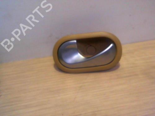 Used Rear left interior door handle RENAULT MODUS / GRAND MODUS (F/JP0_) 1.5 dCi (FP0D, JP0D) (82 hp) 25392729