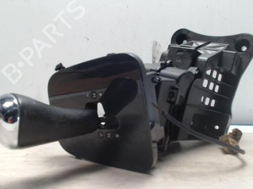 Used Gear lever PEUGEOT 5008 (0U_, 0E_) 1.6 HDi (114 hp) 25419990