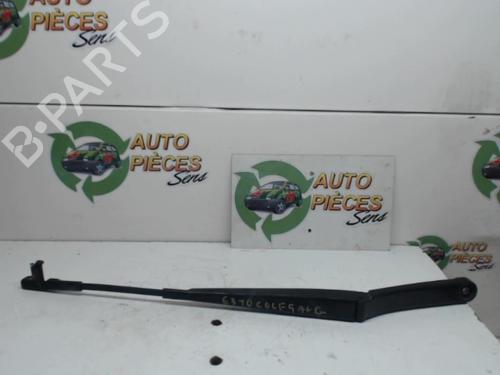 Used Front windshield wiper arm VW GOLF V (1K1) 1.9 TDI (105 hp) 25398102