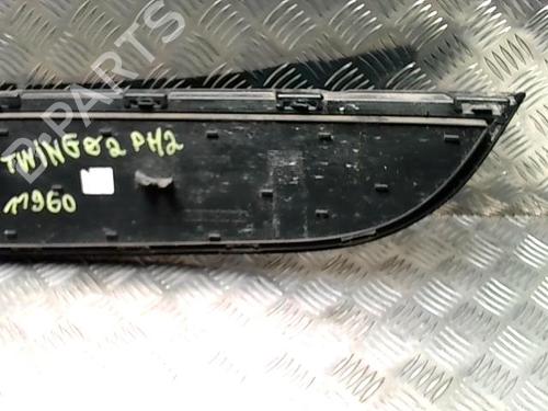 Grill RENAULT TWINGO II (CN0_) 1.2 16V (CN04, CN0B) | BP31238516C40 