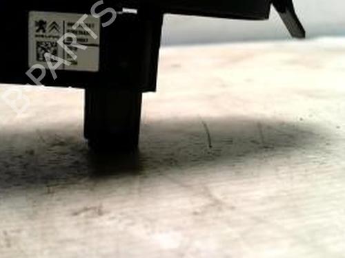 Used Right rear window switch CITROËN C4 II (NC_) 1.6 HDi 90 (92 hp) 27352694