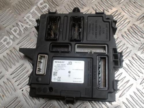 Control unit RENAULT CLIO V (B7_) 1.5 Blue dCi 85 (B7AG) | BP30502840M11