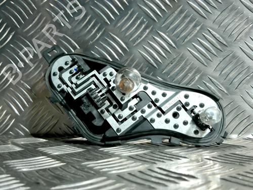 Luce targa PEUGEOT 3008 I MPV (0U_) 1.6 HDi (114 hp) 31228304