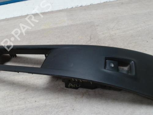 Used Right front window switch OPEL MERIVA B MPV (S10) 1.7 CDTI (75) (110 hp) 25420739