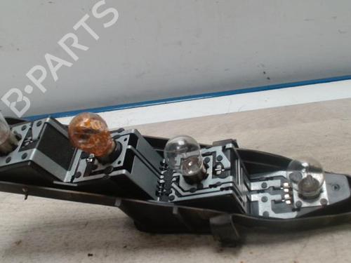 Used Licence plate light RENAULT SCÉNIC II (JM0/1_) 1.5 dCi (JM0F) (82 hp) 28090101
