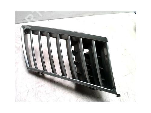 Used Grille RENAULT VEL SATIS (BJ0_) 2.2 dCi (BJ0E, BJ0F) (150 hp) 25421059
