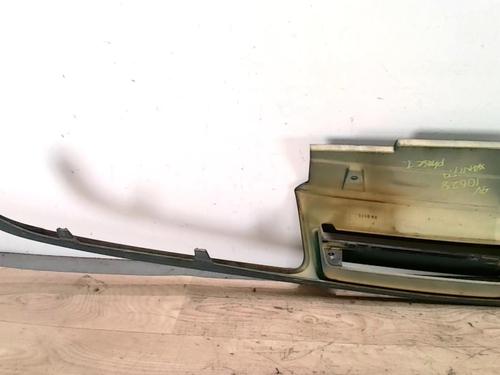 Used Grille Grille 25421135 25421135