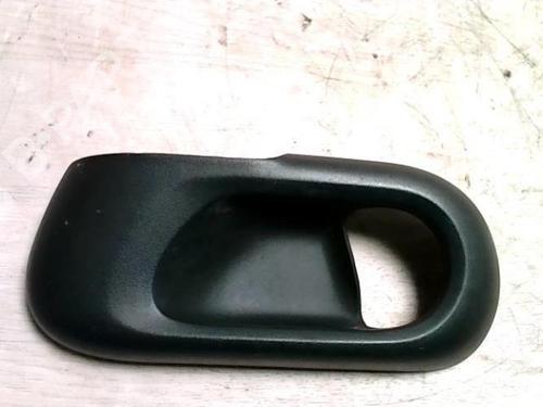 Venstre foran utvendig håndtak OPEL CORSA C (X01) 1.7 DTI (F08, F68) | BP27861645C128 
