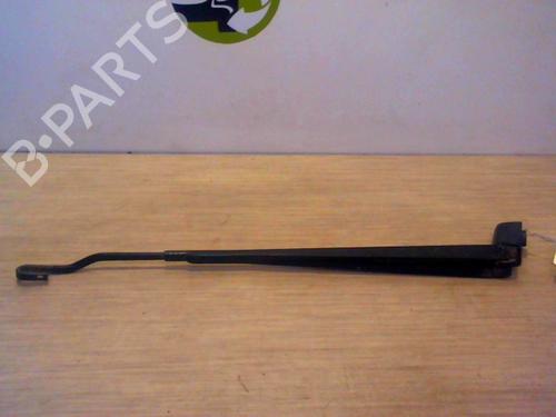 Used Front windshield wiper arm RENAULT SCÉNIC I MPV (JA0/1_, FA0_) 1.9 dTi (JA1U) (80 hp) 25392030