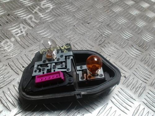 Luce targa RENAULT MEGANE III Hatchback (BZ0/1_, B3_) 1.2 TCe (BZ2B, BZ11) (116 hp) 31357613