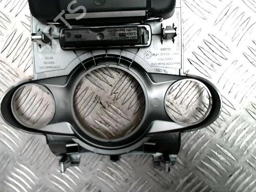 Middle console FORD FIESTA VI (CB1, CCN) 1.4 TDCi | BP31872853I22 