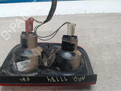 Used Right taillight LAND ROVER FREELANDER I (L314) 2.0 DI 4x4 (98 hp) 28089299