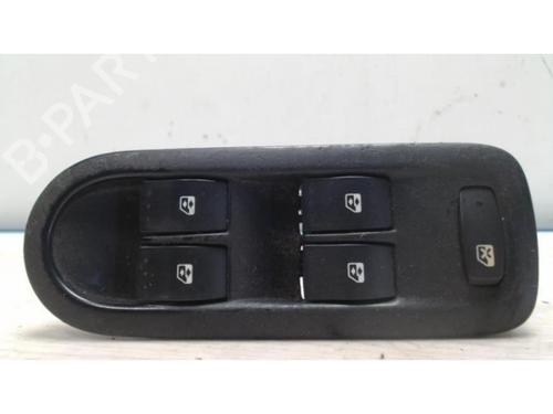 Right front window switch RENAULT SCÉNIC II (JM0/1_) 1.5 dCi (JM1E, JM16) | BP25418597I26 