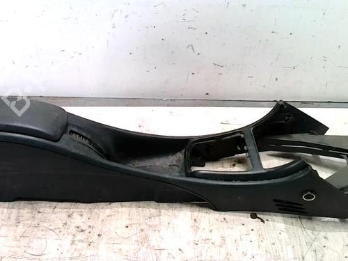 Armlæn CITROËN XSARA (N1) 1.6 16V (109 hp) 31236024