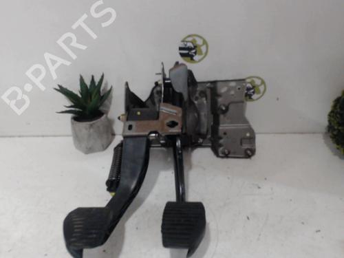Pedal CITROËN C2 (JM_) 1.4 HDi (68 hp) 25391976