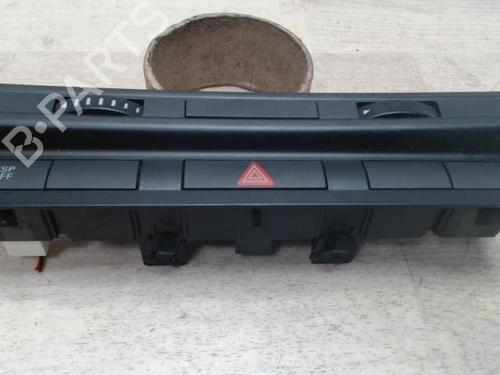 Used Warning switch AUDI A6 C6 Avant (4F5) 2.7 TDI (190 hp) 31220815