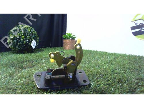 Tailgate lock HYUNDAI SANTA FÉ I (SM) 2.0 CRDi 4x4 | BP25395894C101 