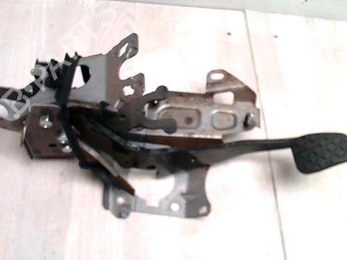 Used Break pedal FORD FIESTA VI (CB1, CCN) 1.4 TDCi (68 hp) 25428168