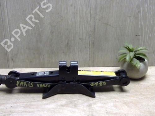 Used Jack Kit TOYOTA YARIS VERSO (_P2_) 1.4 D-4D (NLP20_, NLP22_) (75 hp) 31233261