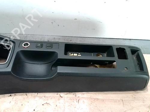 Used Middle console SEAT EXEO ST (3R5) 2.0 TDI (120 hp) 31232377