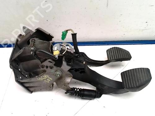 Pedal PEUGEOT 308 I (4A_, 4C_) 1.6 HDi | BP31228804I4