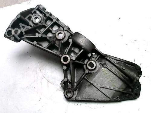 Used Engine mount RENAULT CLIO III (BR0/1, CR0/1) 1.5 dCi (BR17, CR17) (86 hp) 28011836