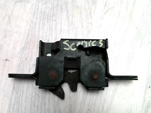 Used Tailgate lock RENAULT SCÉNIC III (JZ0/1_) 1.9 dCi (JZ0J, JZ1J, JZ1K, JZ1S) (131 hp) 25419684
