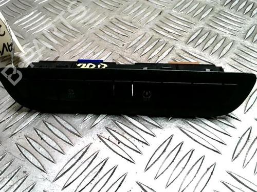 Used Switch Switch PEUGEOT 208 I (CA_, CC_) 1.2 VTI 82 (82 hp) 33717444 33717444