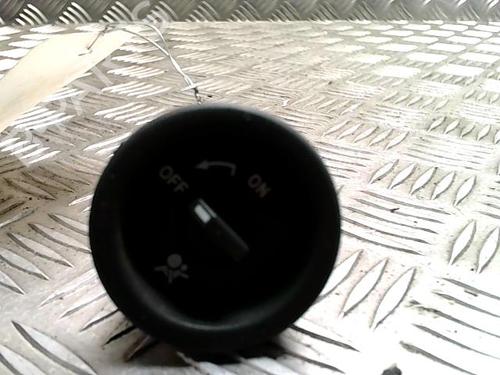 Schalter für DACIA DUSTER (HS_) 1.5 dCi (HSMC) (107 hp) 33119938