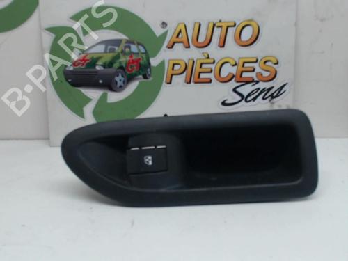 hjre-bagtil-elrude-kontakt-renault-laguna-ii-bg01_-2001-2002-2003-2004-2005-2006-2007-25397909 main image