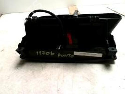 Used Air vent FIAT GRANDE PUNTO (199_) 1.3 D Multijet (199.AXD11, 199.AXD1A, 199.AXD1B,... (90 hp) 25428729