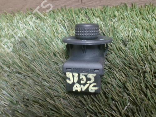 Speilbryter RENAULT CLIO III (BR0/1, CR0/1) 1.5 dCi (C/BR0G, C/BR1G) (68 hp) 31229649