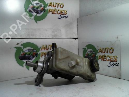 Hovedbremsecylinder RENAULT SCÉNIC II (JM0/1_) 1.9 dCi (JM0G, JM12, JM1G, JM2C) (120 hp) 25399844