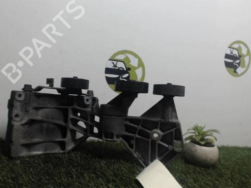 Used Engine mount MERCEDES-BENZ B-CLASS Sports Tourer (W245) B 200 CDI (245.208) (140 hp) 25393244