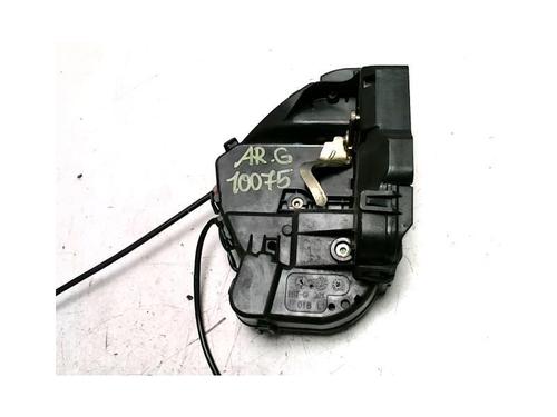 Used Rear left lock MERCEDES-BENZ C-CLASS (W203) C 270 CDI (203.016) (170 hp) 25417891