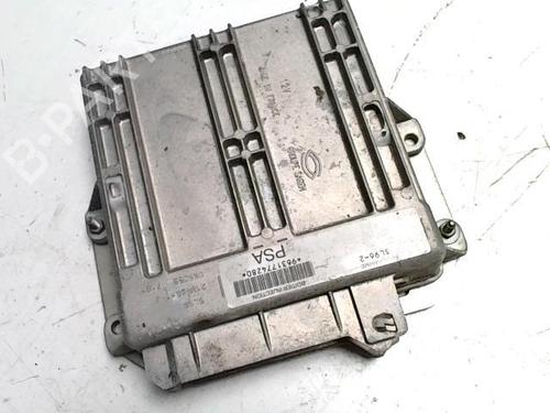 Used Control unit PEUGEOT 306 Hatchback (7A, 7C, N3, N5) 1.8 16V (110 hp) 25416999