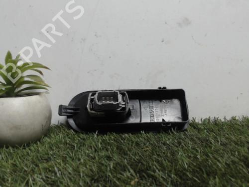 Right front window switch RENAULT SCÉNIC II (JM0/1_) 1.9 dCi (JM0G, JM12, JM1G, JM2C) | BP25394139I26 - Image 2