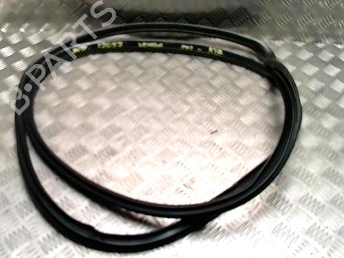 Gummilist KIA VENGA (YN) 1.6 CRDi 115 (116 hp) 31332351