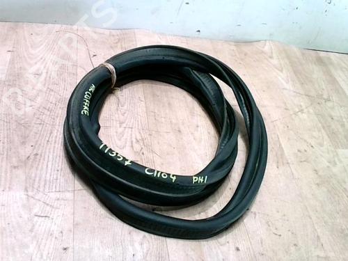 Used Rubber door seal RENAULT CLIO IV (BH_) 1.5 dCi 90 (90 hp) 31229975