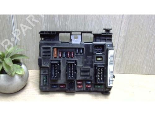Used Fuse box CITROËN C2 (JM_) 1.4 HDi (68 hp) 25383288