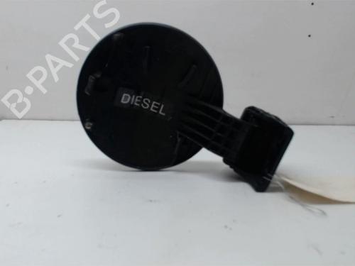 Fuel flap HYUNDAI SANTA FÉ I (SM) 2.0 CRDi 4x4 | BP25410764C131 
