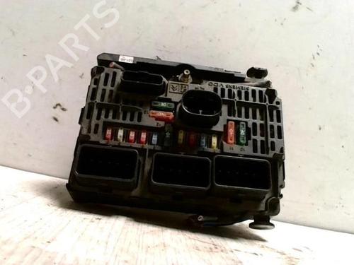 Fuse box PEUGEOT 407 SW (6E_, 6D_) 1.6 HDi 110 | BP25425656E1