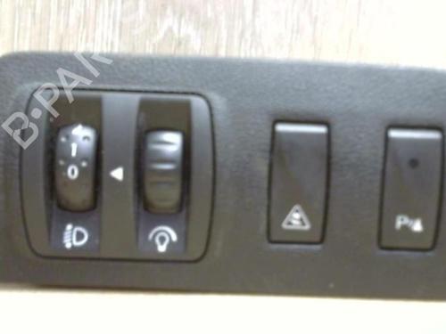 Switch RENAULT MEGANE III Grandtour (KZ0/1) 1.9 dCi (KZ0J, KZ0N, KZ1S) | BP25383240I30 