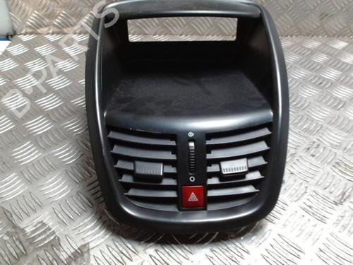 air-vent-peugeot-206-2l_-2m_-2009-2010-2011-2012-2013-36674327 main image
