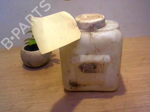 Windscreen washer tank TOYOTA YARIS (_P13_) 1.5 Hybrid (NHP130_, NHP130) | BP29880594C113