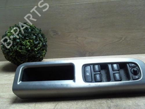 Used Left front window switch VOLVO V50 (545) 1.6 D (110 hp) 31234247