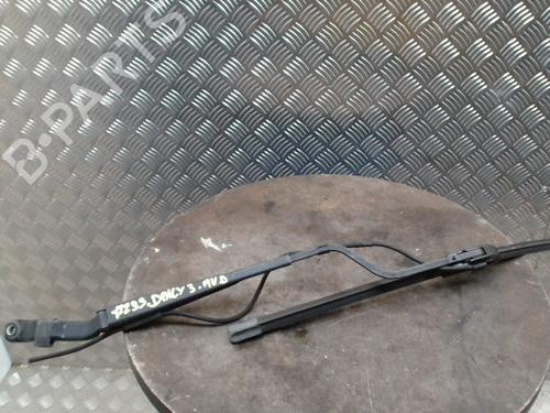 Used Front windshield wiper arm Front windshield wiper arm IVECO DAILY III Platform/Chassis 29 L 9 (84 hp) 33884081 33884081