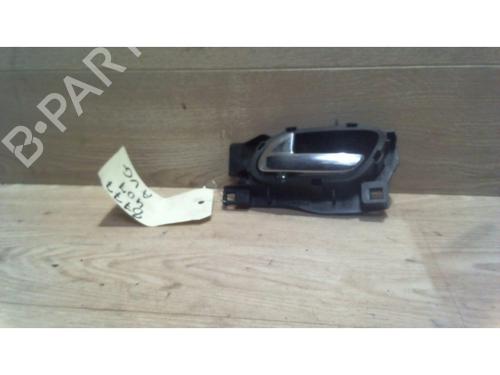 Used Front left interior door handle PEUGEOT 407 (6D_) 2.0 HDi 135 (6DRHRH, 6DRHRE, 6DRHRG, 6DRHRJ) (136 hp) 25402533
